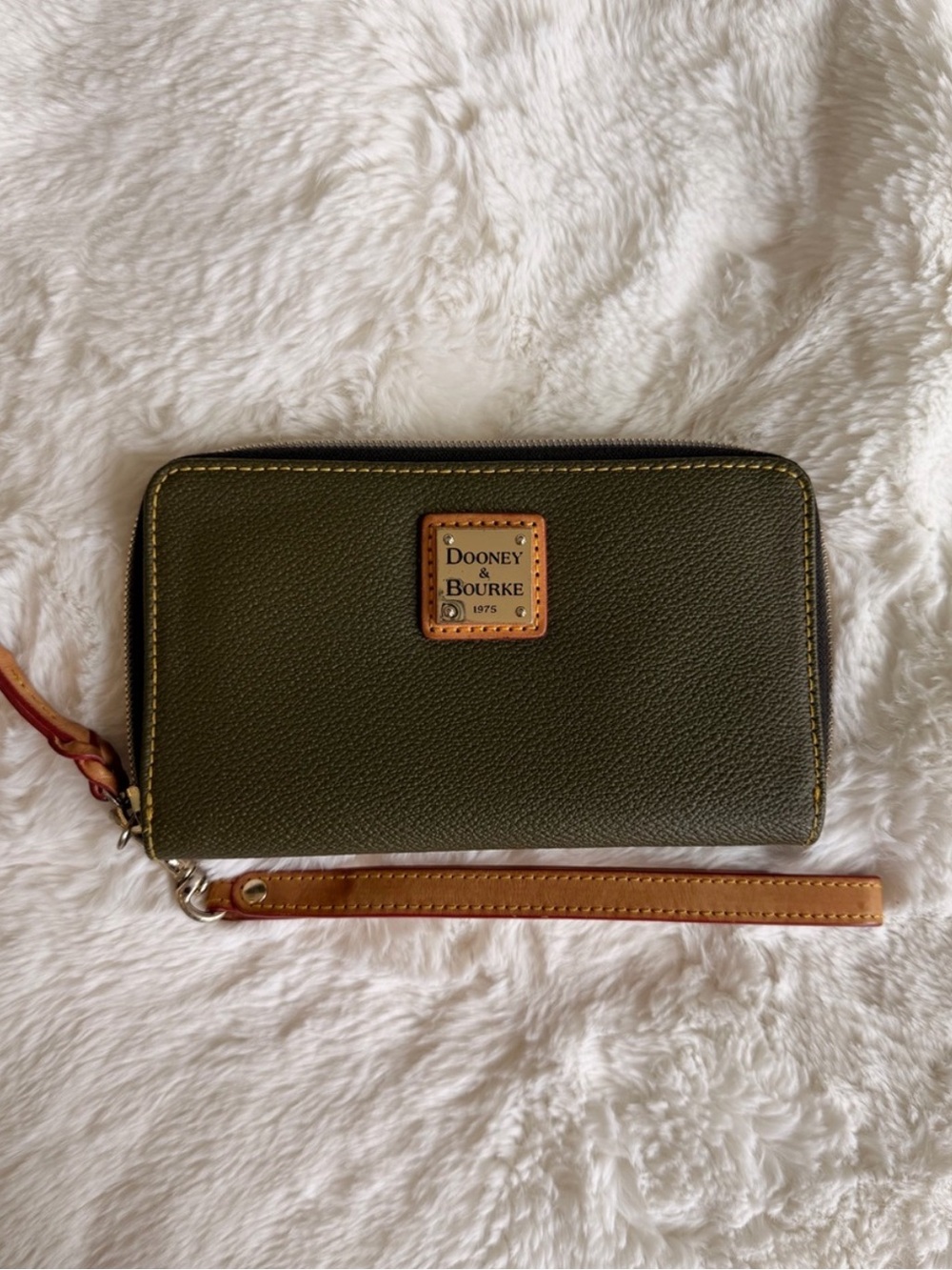 Dooney & Bourke Olive Green Leather Wristlet with Tan Trim